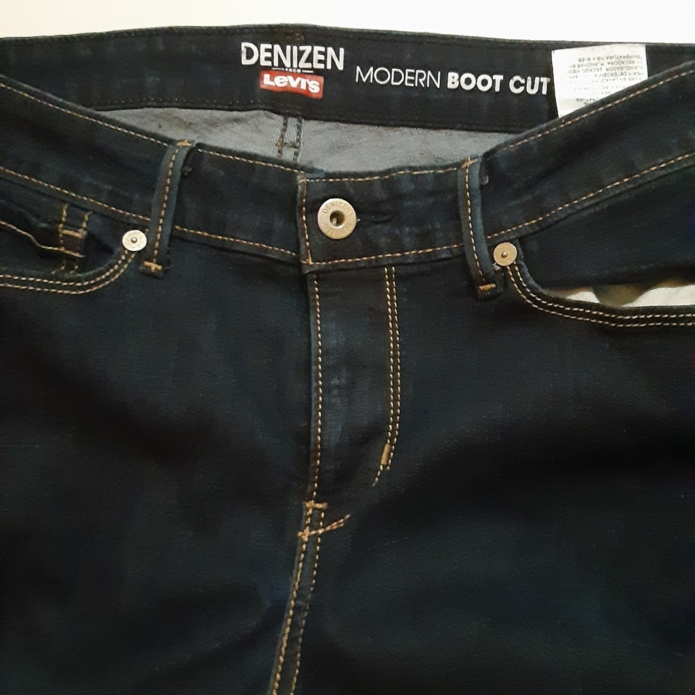 Levi's Denizen jeans
